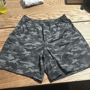 Men’s lululemon shorts